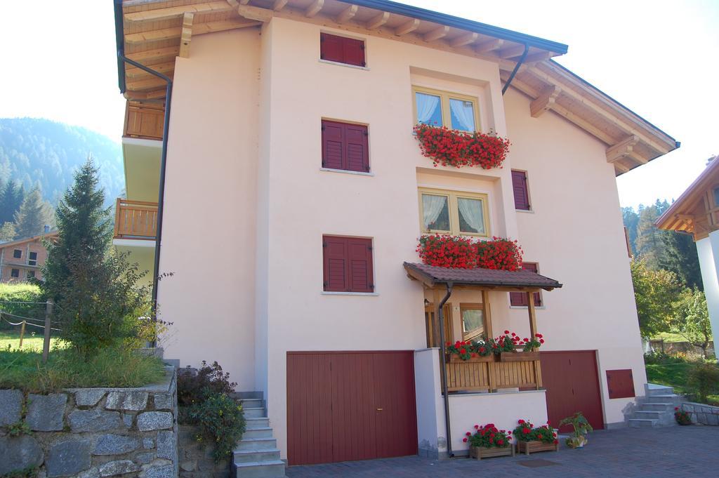Appartamenti Welcome In Val Di Sole Casa Orti Ossana Exterior foto